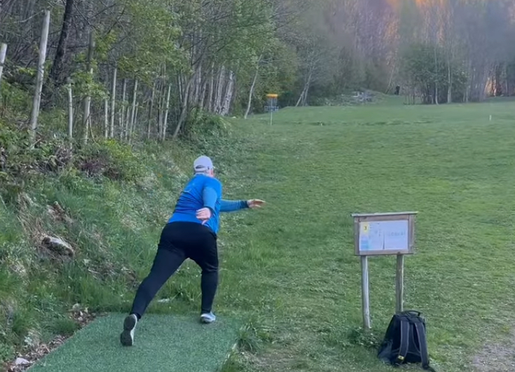 Elevbedrift Valldal - Frisbeegolf