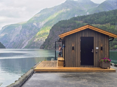 Nyt varmen - velkomen til badstova i Tafjord